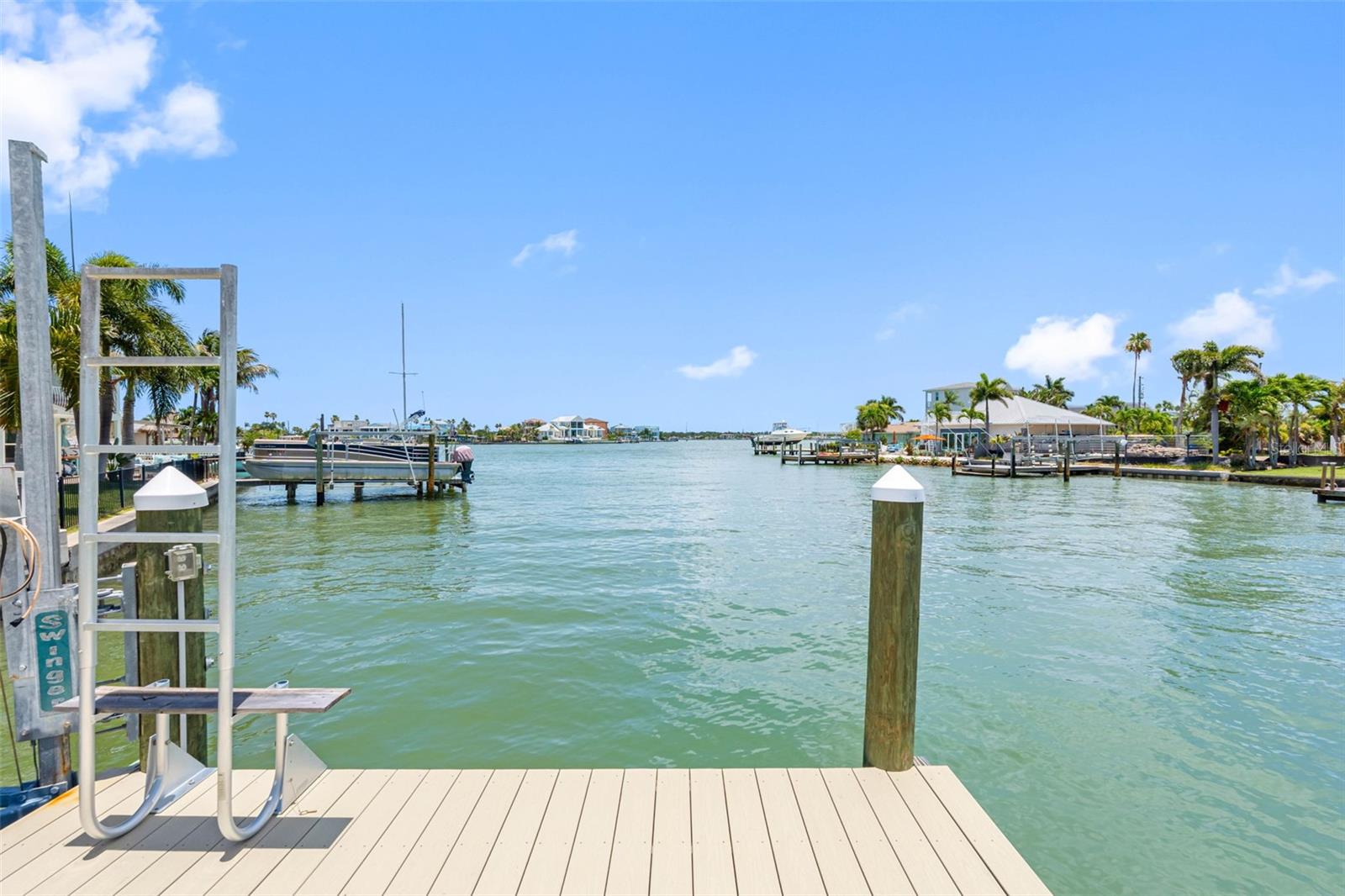 16025 Redington, Redington Beach, FL 33708
