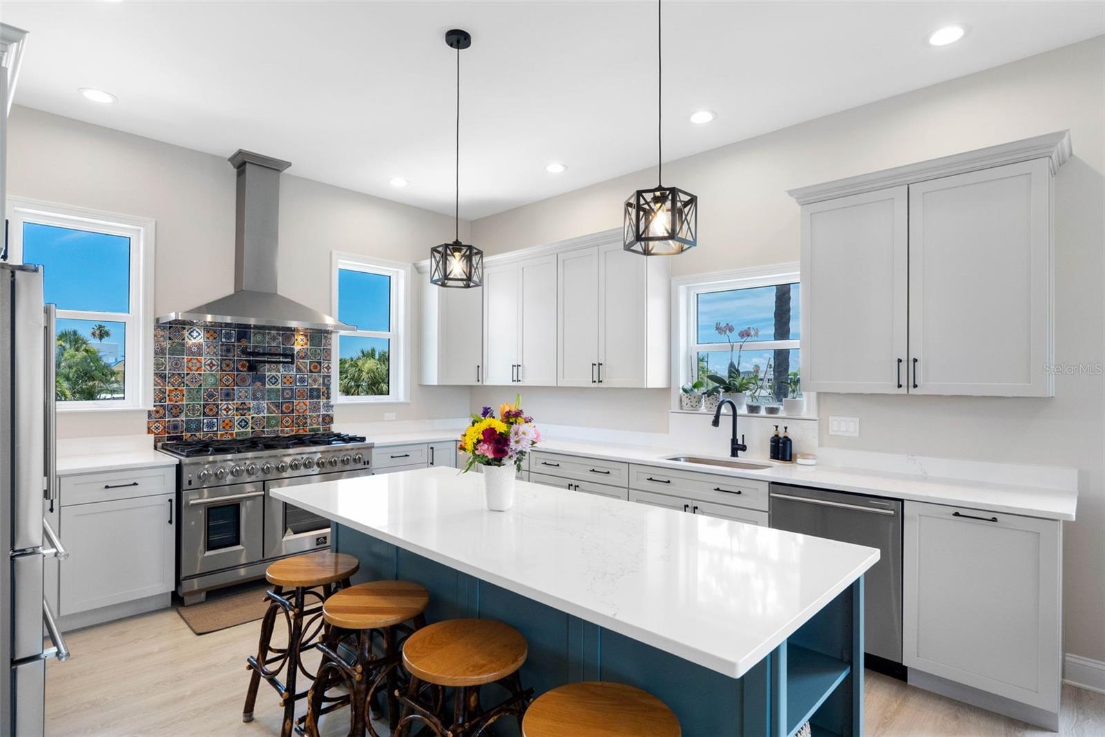 16025 Redington, Redington Beach, FL 33708