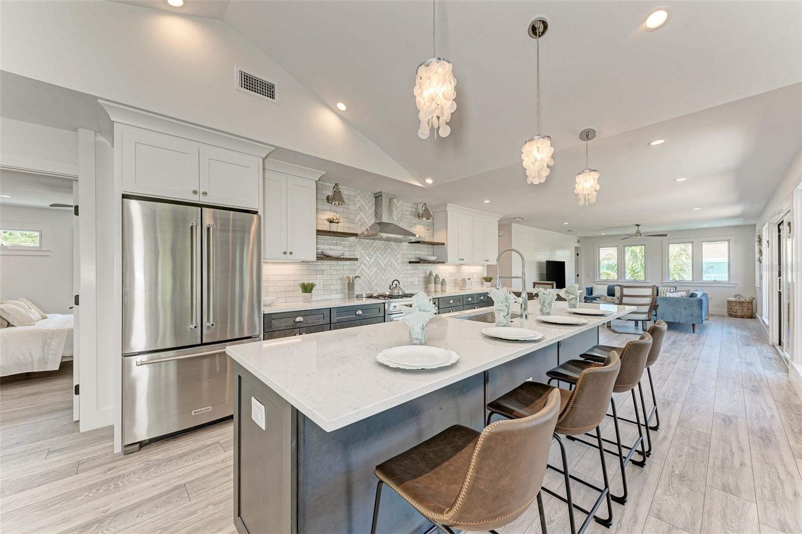 256 Gladiolus, Anna Maria, FL 34216