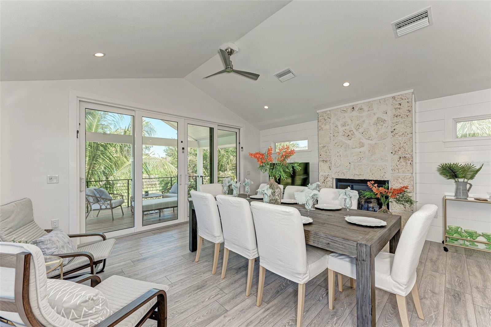 256 Gladiolus, Anna Maria, FL 34216