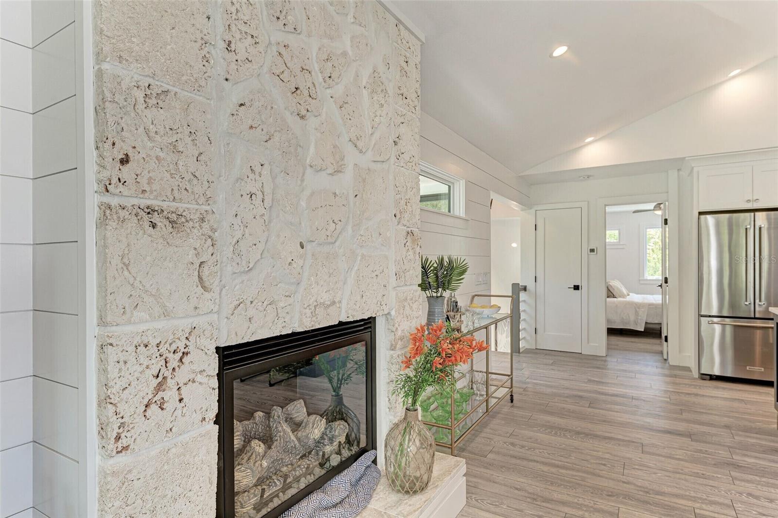 256 Gladiolus, Anna Maria, FL 34216
