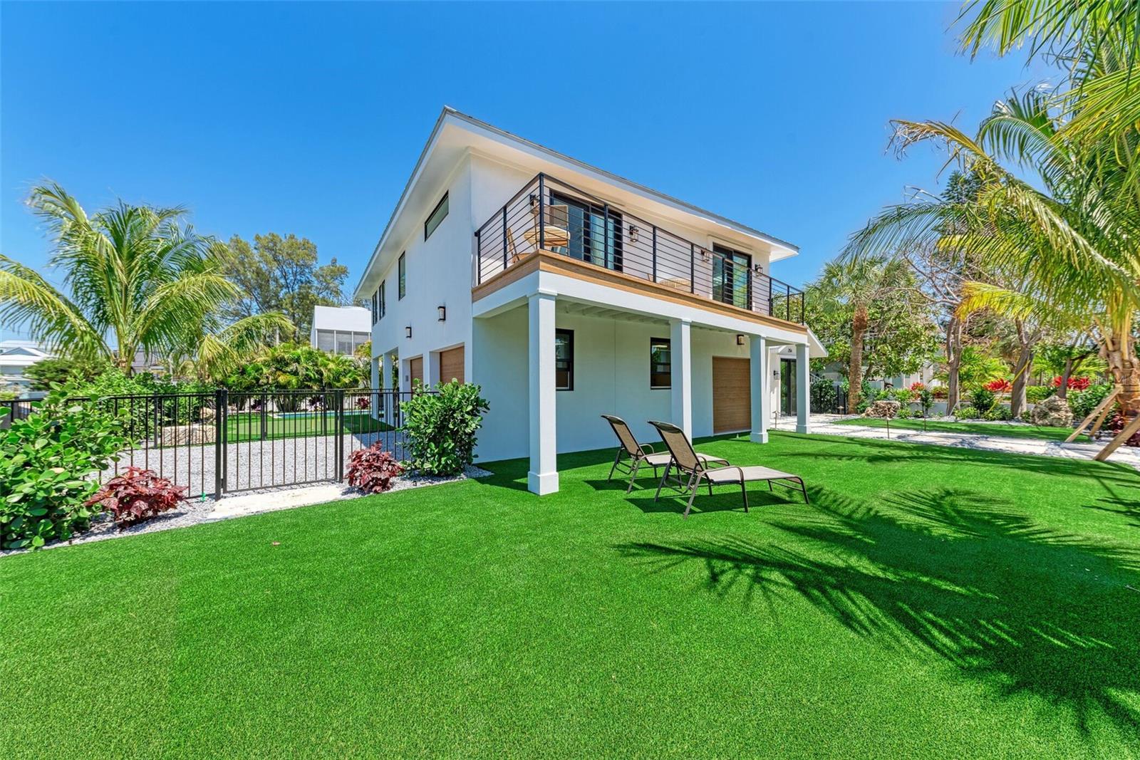 256 Gladiolus, Anna Maria, FL 34216