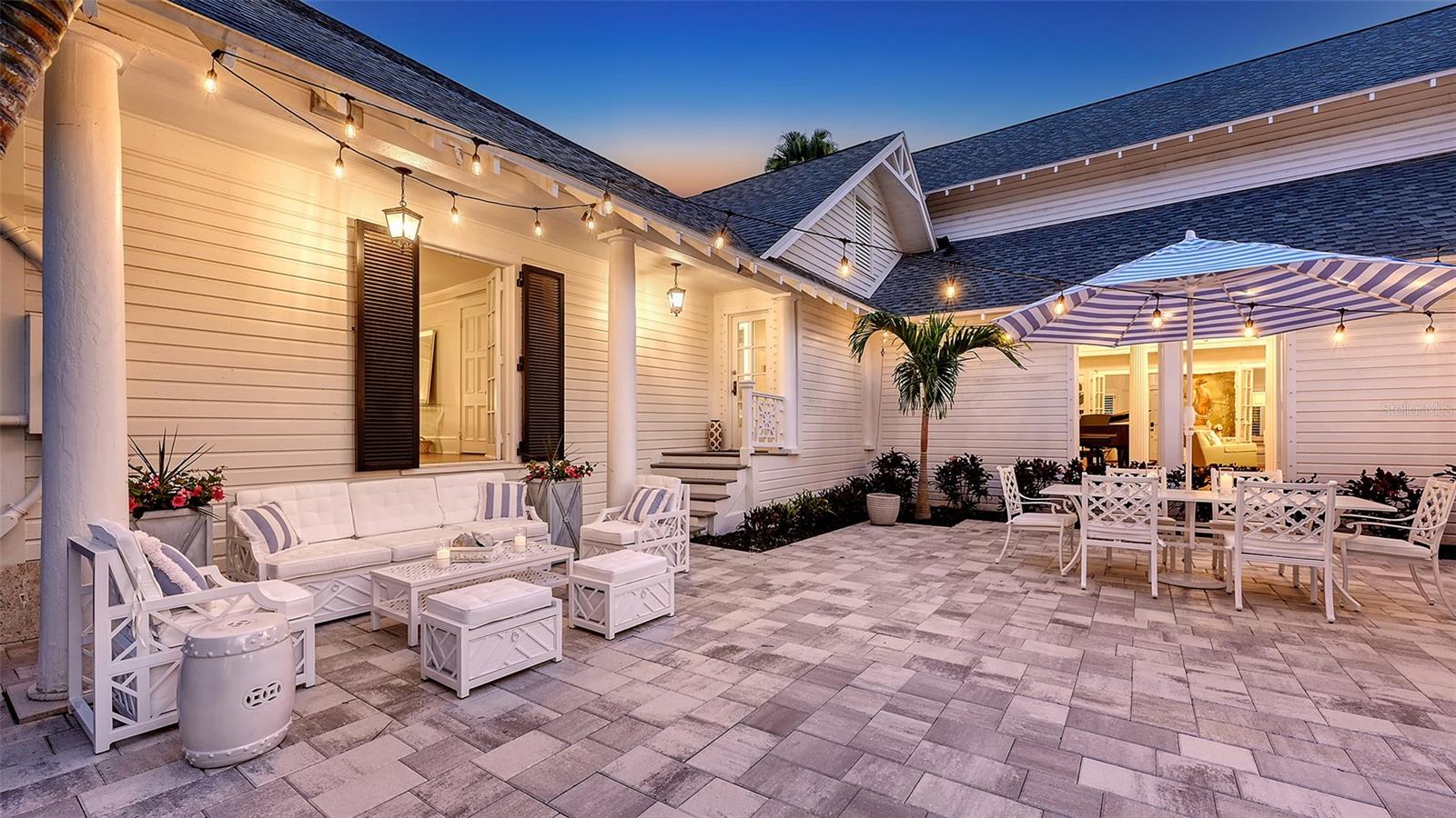7715 Westmoreland, Sarasota, FL 34243