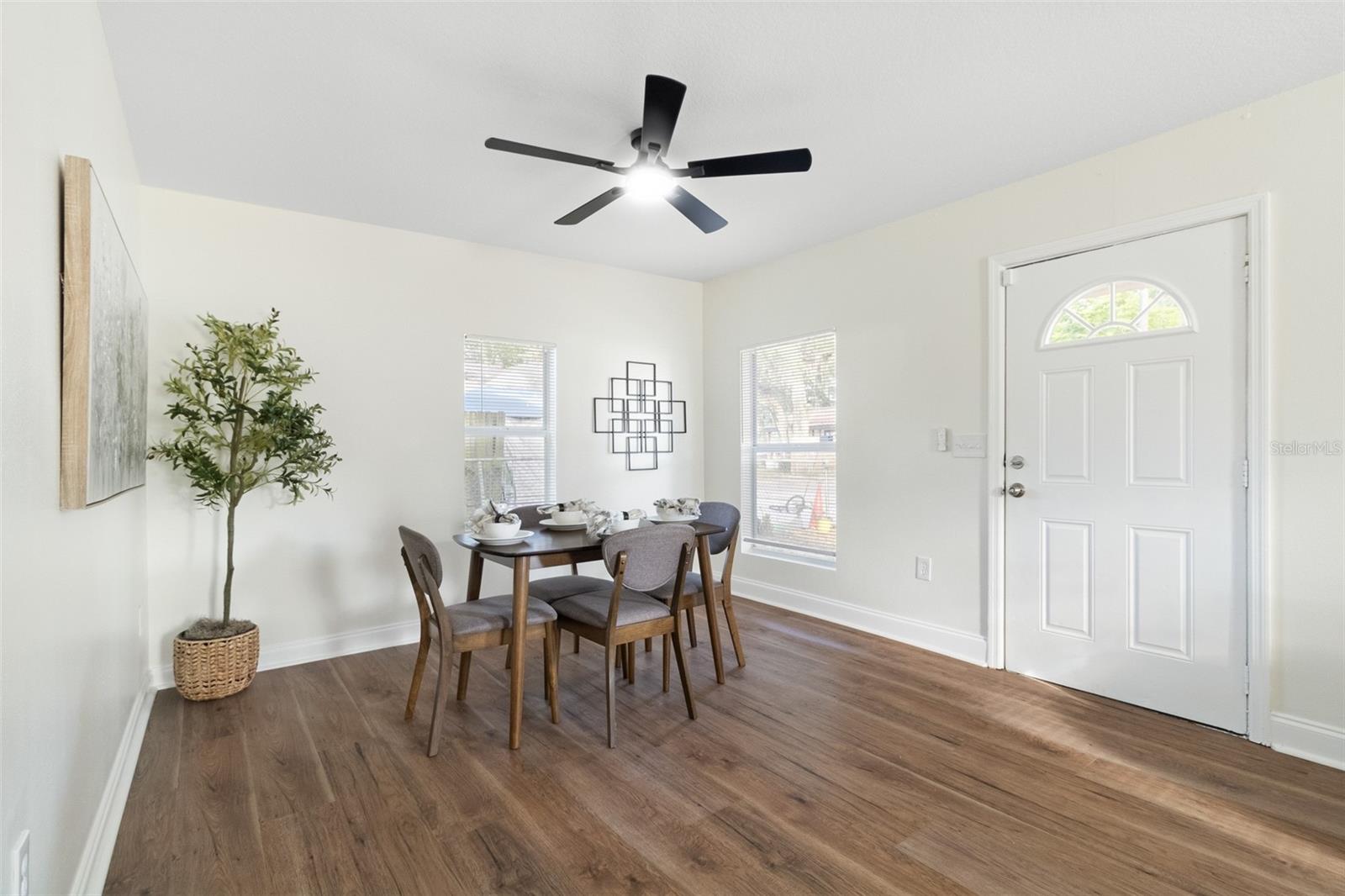2116 Ellicott, Tampa, FL 33610