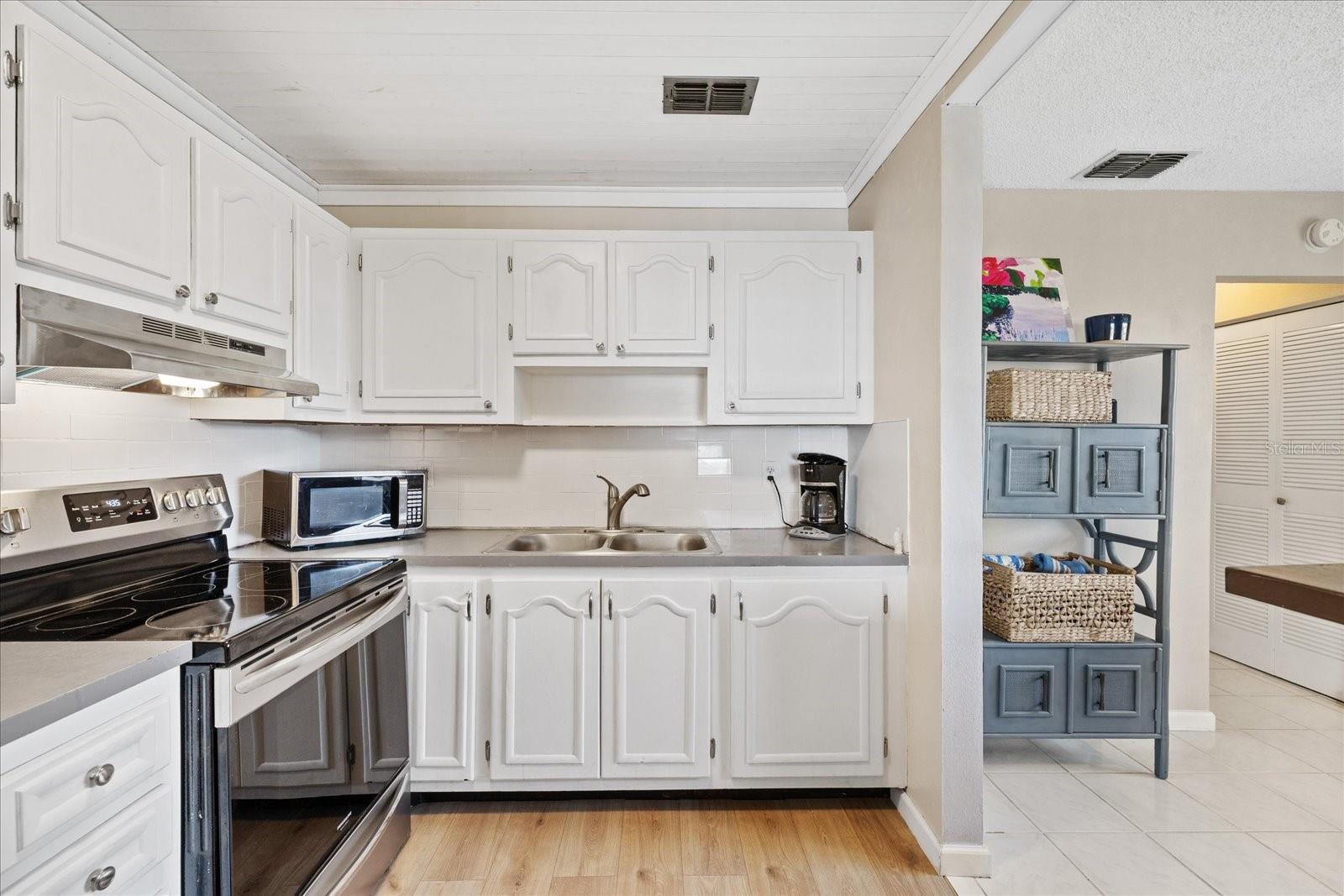 11635 Bayonet Unit B, New Port Richey, FL 34654