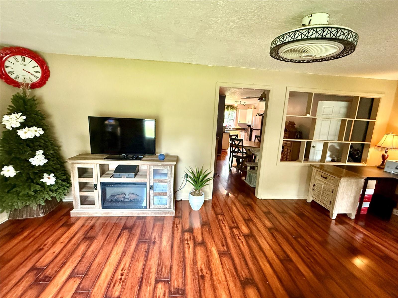 5937 Uona, Orlando, FL 32835