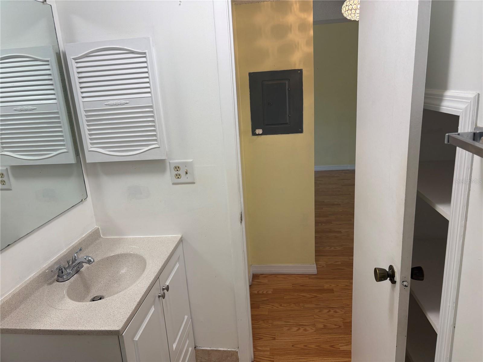 24862 Us Highway 19 Unit 205, Clearwater, FL 33763