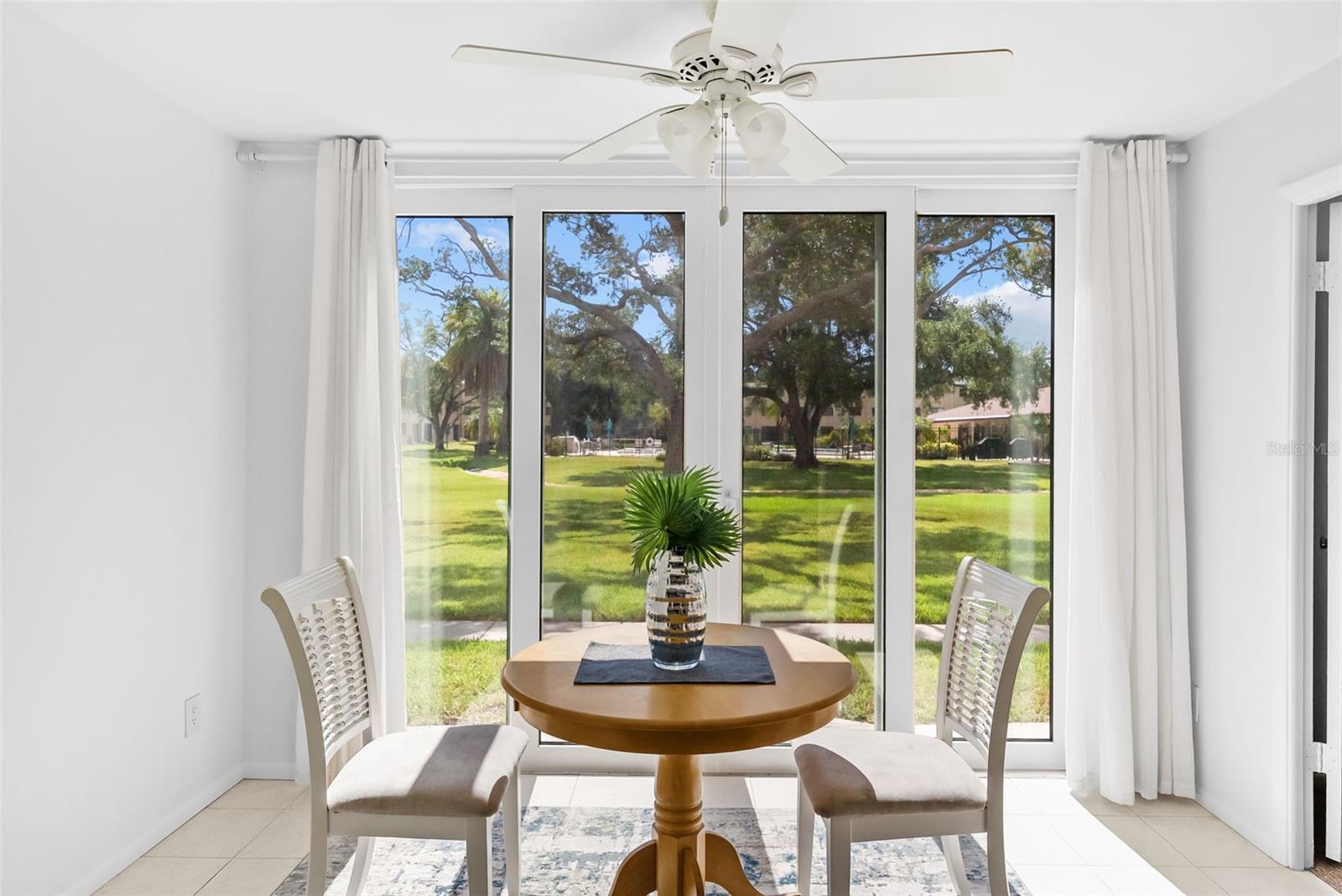 5095 Bay Unit 114, St Petersburg, FL 33703