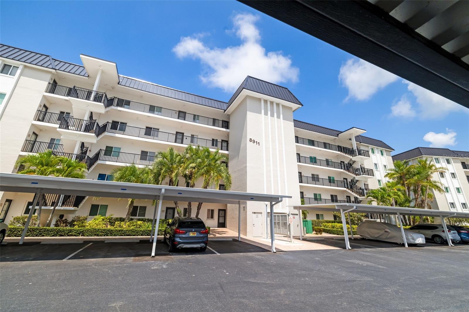 8911 Midnight Pass Unit 409, Sarasota, FL 34242