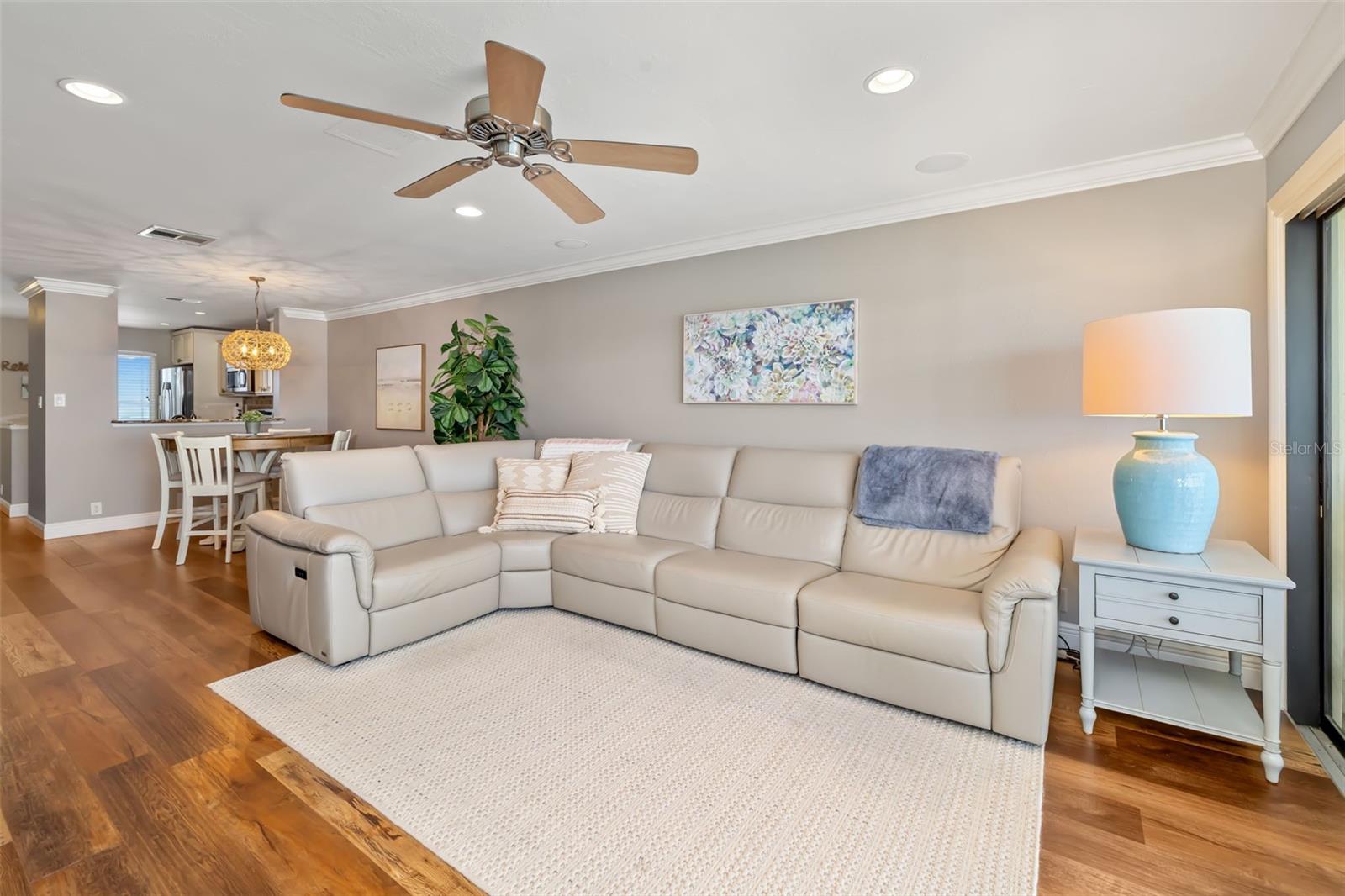 8911 Midnight Pass Unit 409, Sarasota, FL 34242