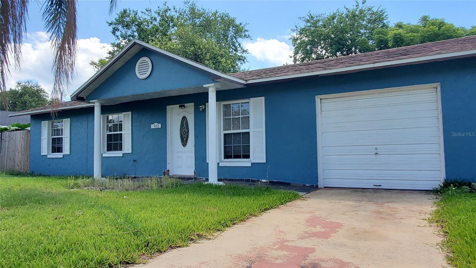963 Madison Avenue, Daytona Beach, FL 32114
