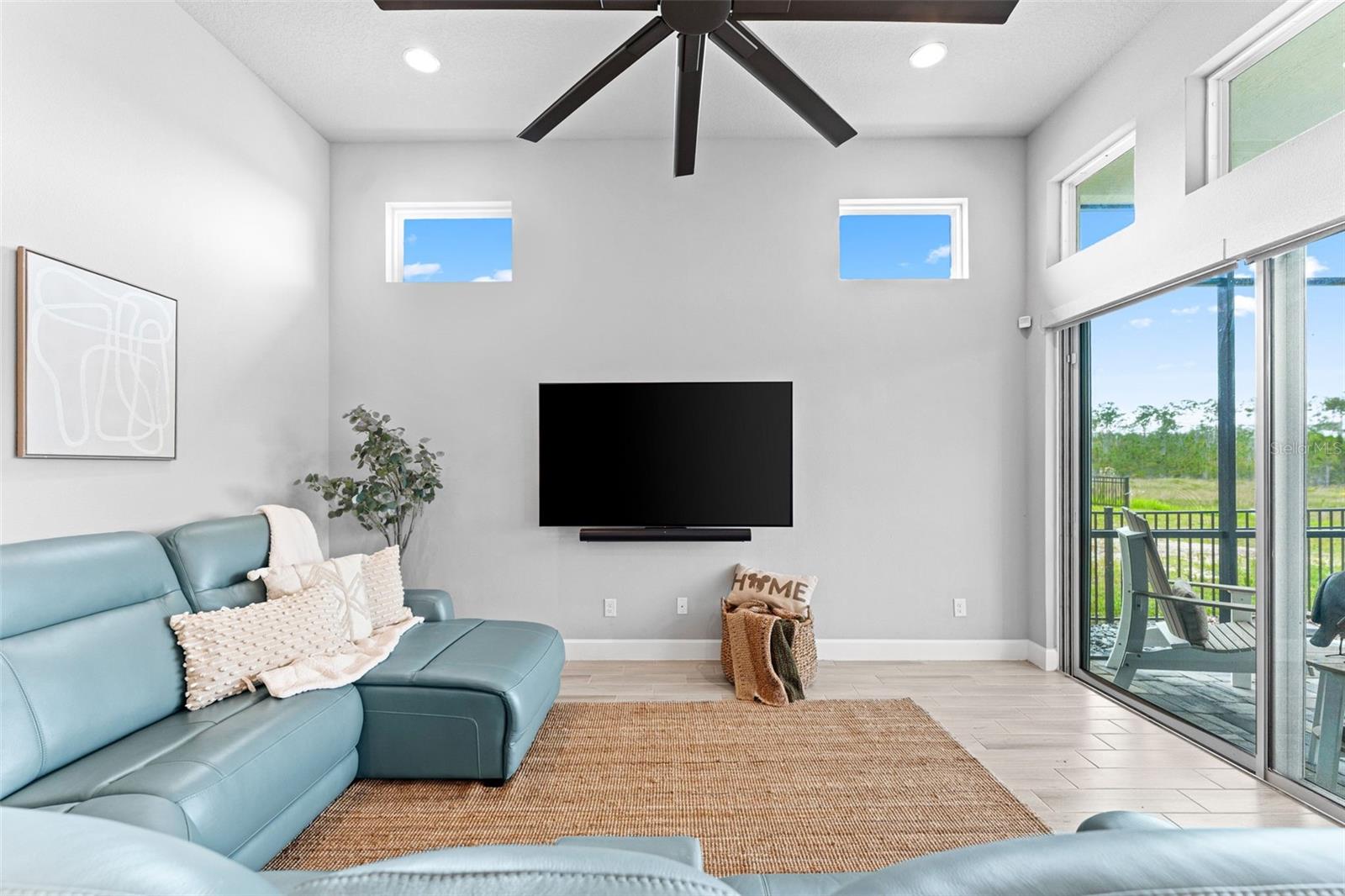 257 Mosaic, Daytona Beach, FL 32124