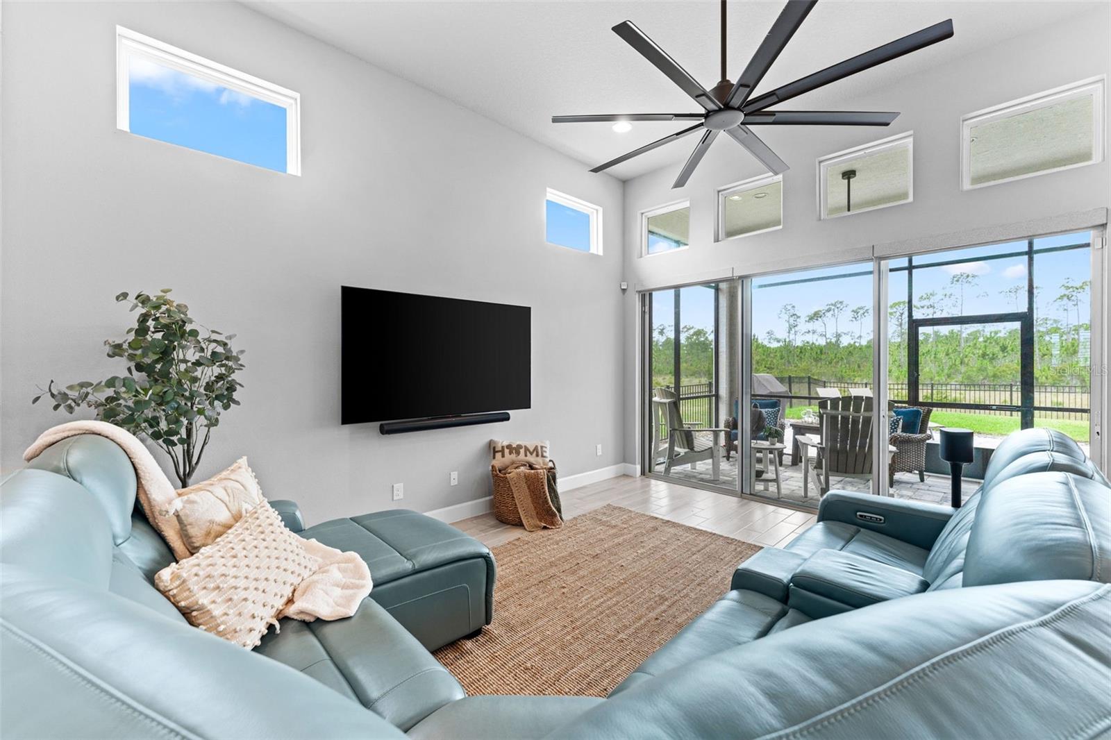 257 Mosaic, Daytona Beach, FL 32124