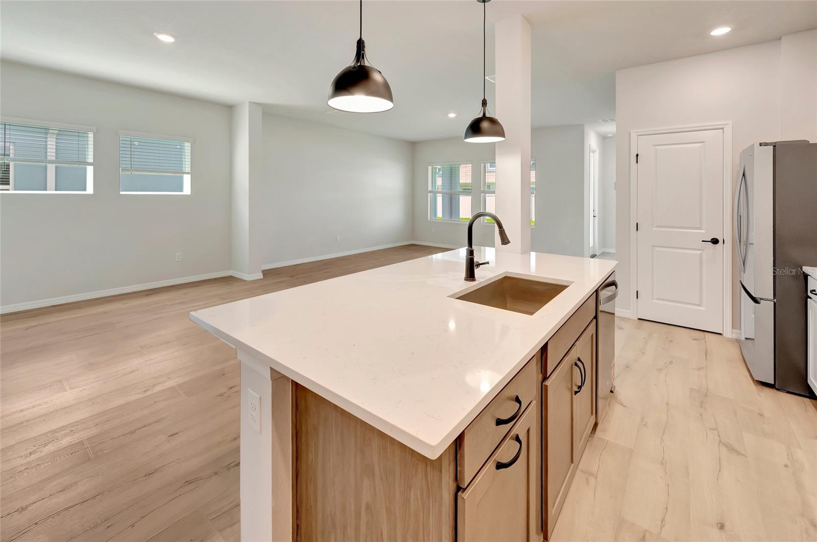 630 Kingswood, Bradenton, FL 34212