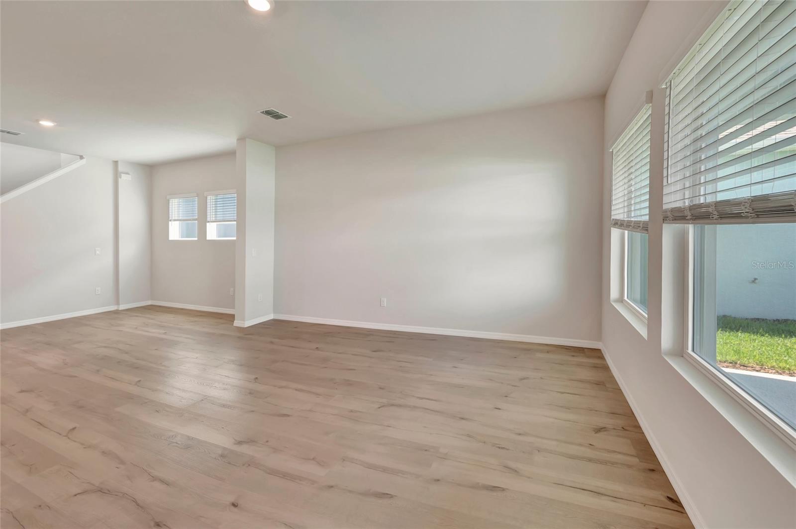 630 Kingswood, Bradenton, FL 34212