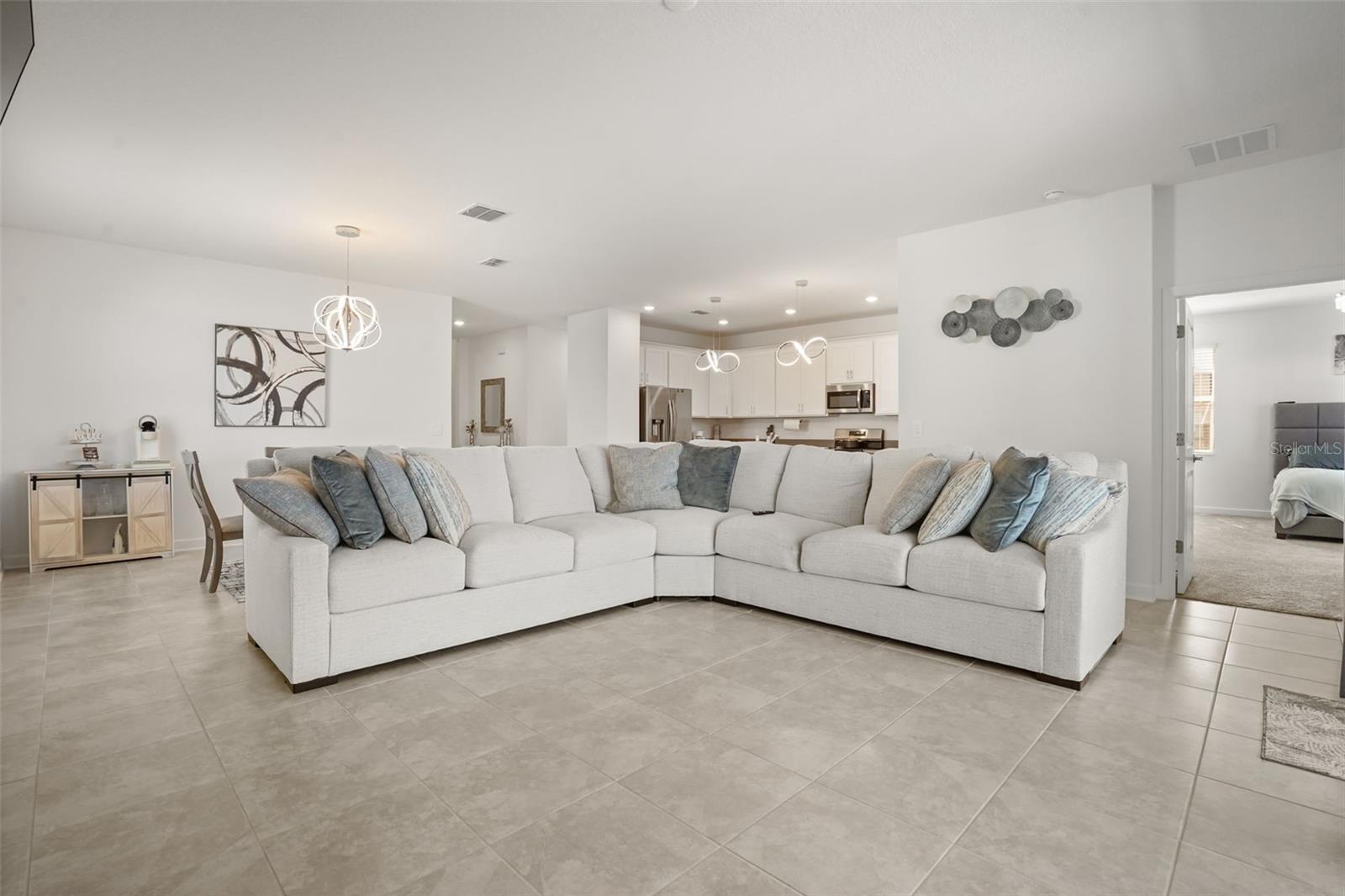 5256 Dagenham, Davenport, FL 33837