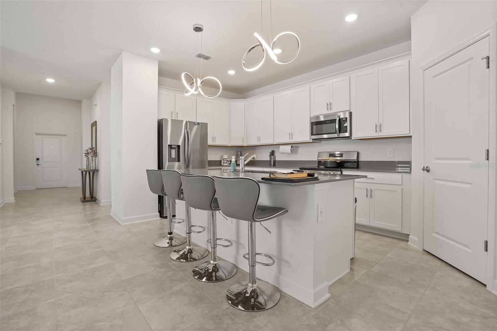 5256 Dagenham, Davenport, FL 33837