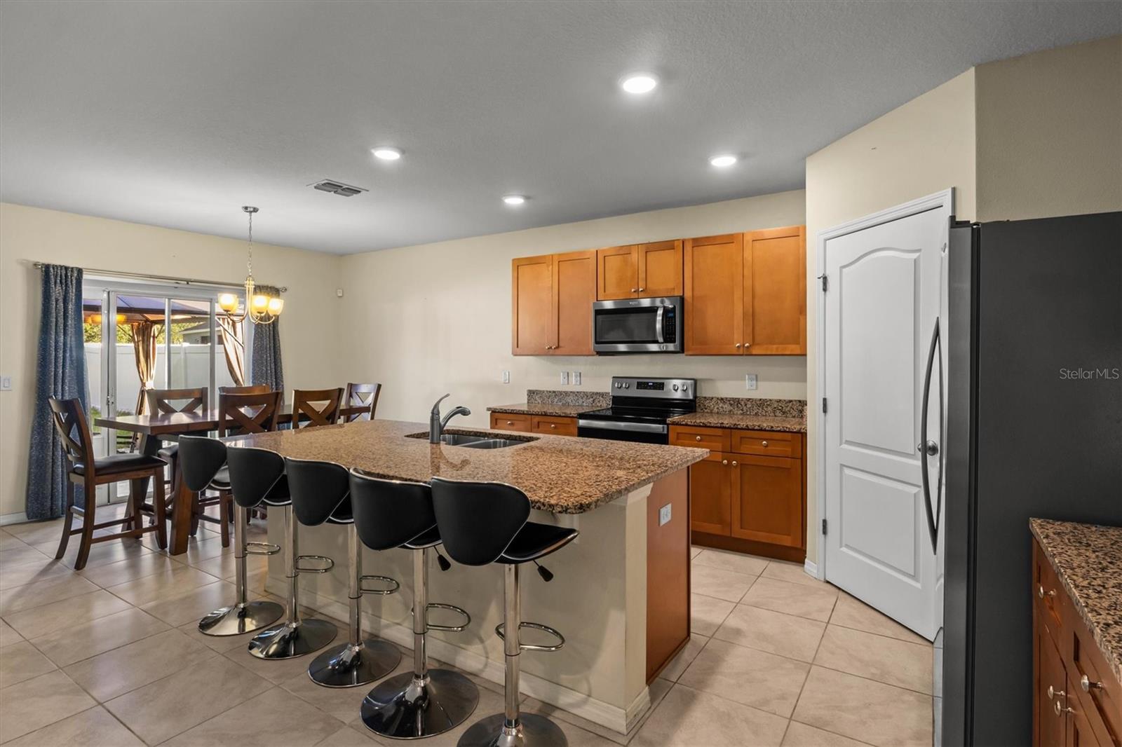 323 Harbour, Mulberry, FL 33860