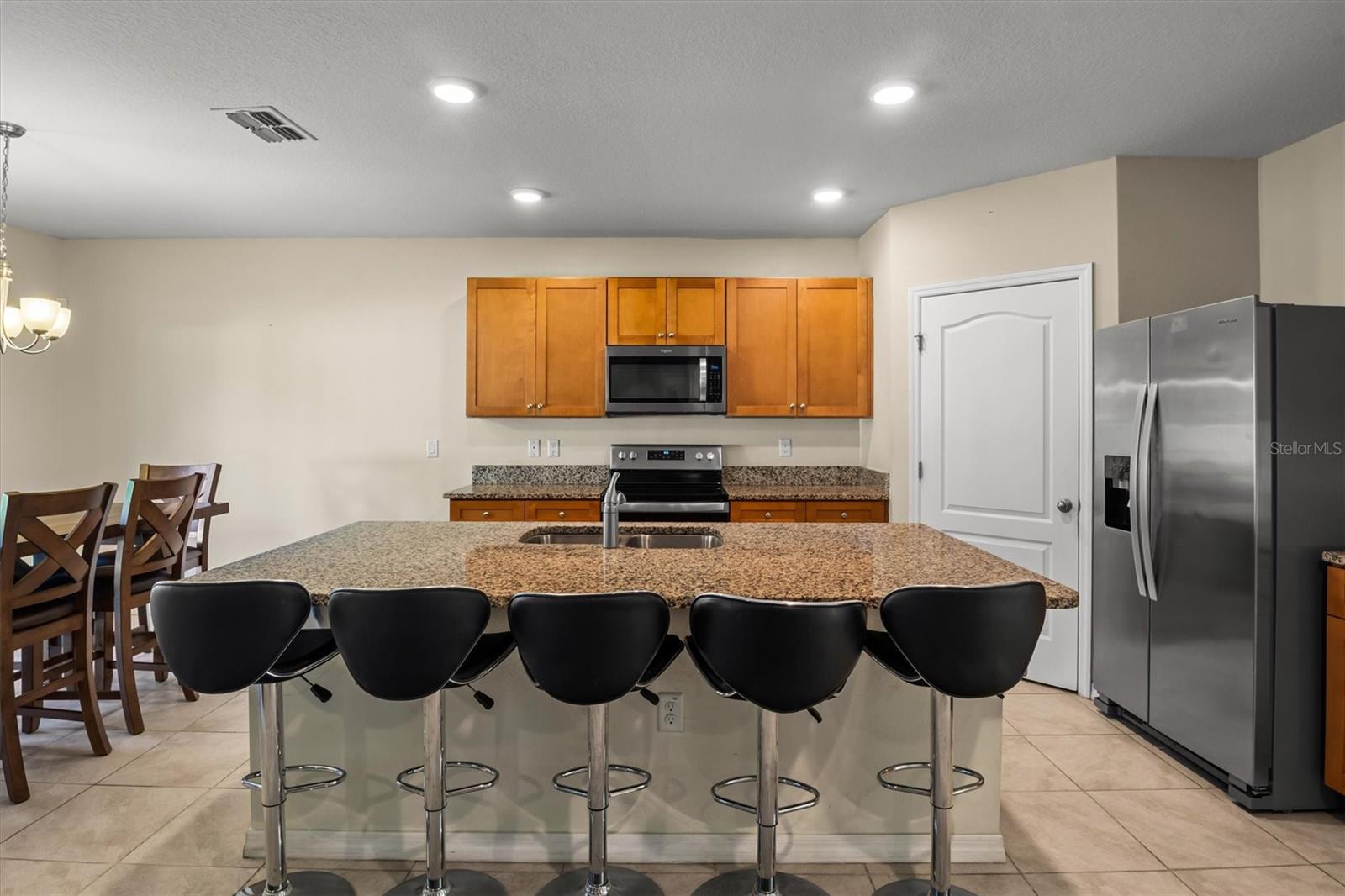 323 Harbour, Mulberry, FL 33860