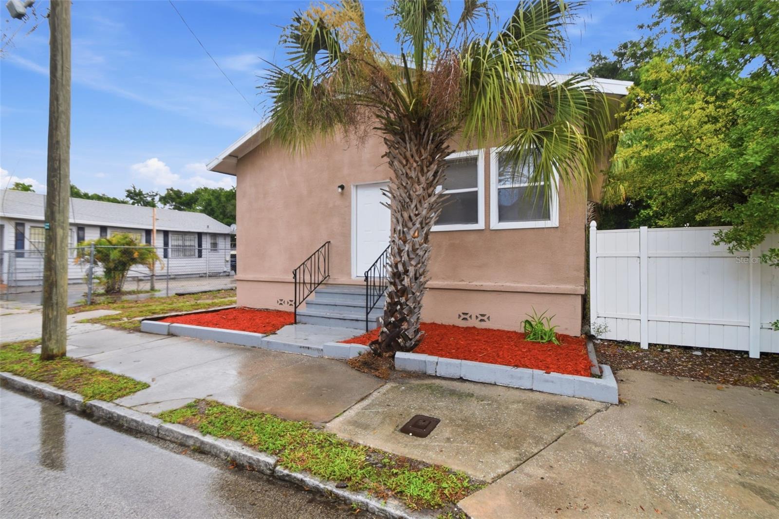 3107 16th, Tampa, FL 33605