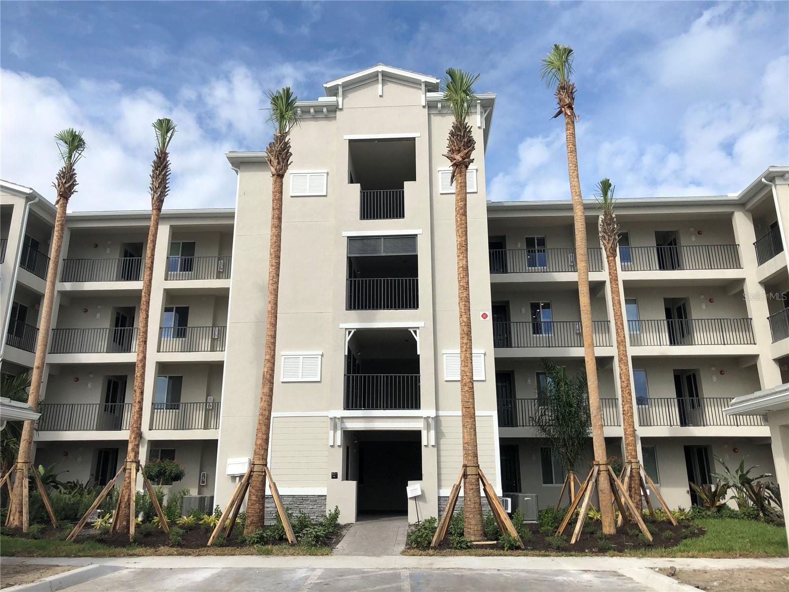 1010 Tidewater Shores Unit 206, Bradenton, FL 34208