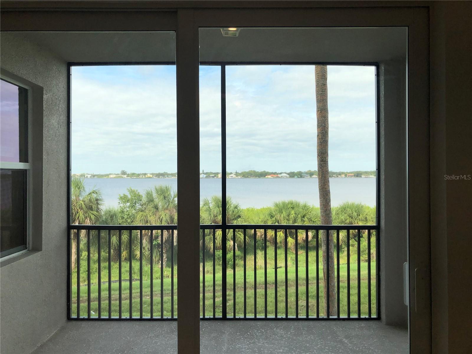 1010 Tidewater Shores Unit 206, Bradenton, FL 34208
