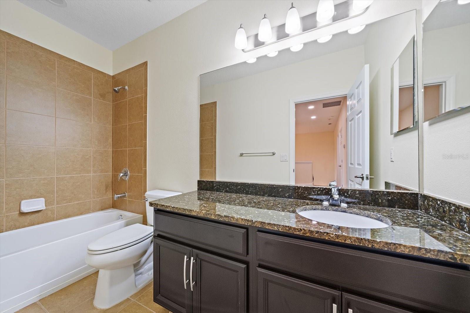 8418 Nandina, Sarasota, FL 34240