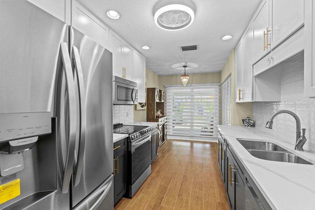 215 Boca Ciega Point Unit 3, St Petersburg, FL 33708