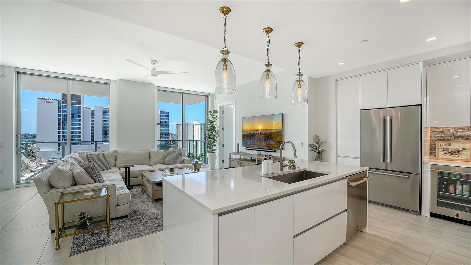 301 Quay Commons Unit 1007, Sarasota, FL 34236