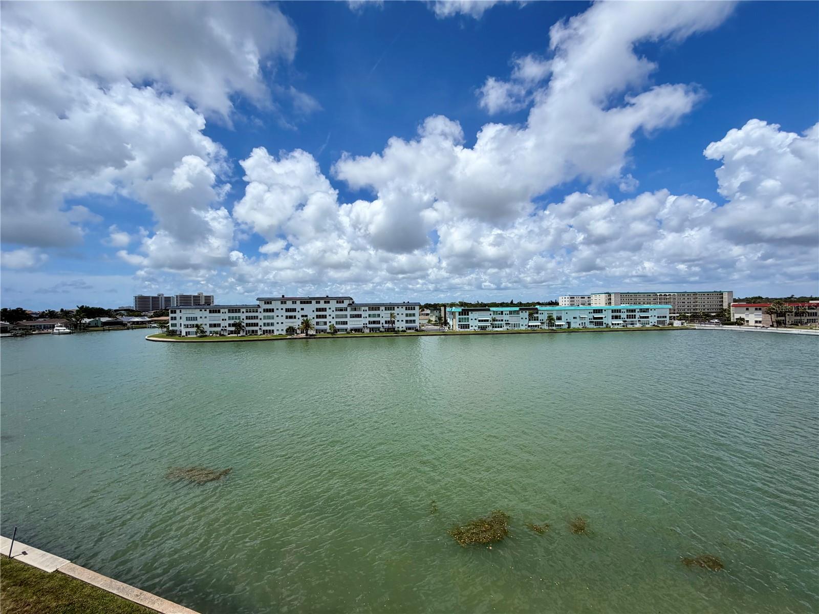 6025 Shore Unit 415, Gulfport, FL 33707