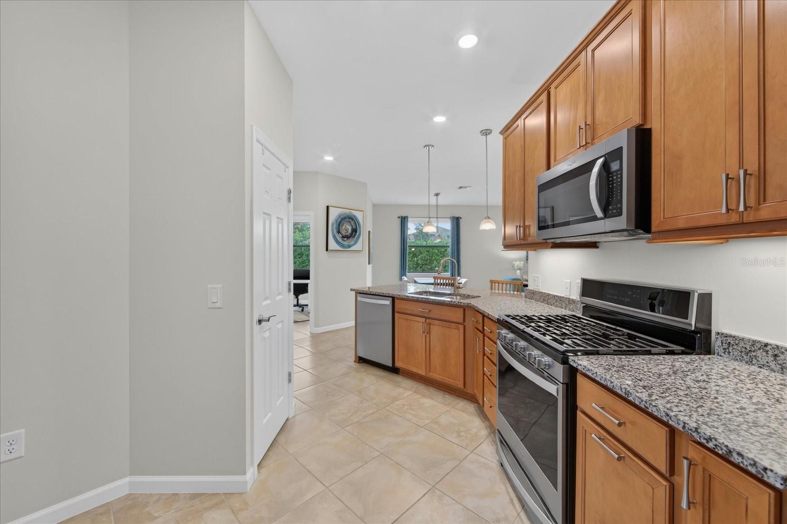 17658 Camden, Bradenton, FL 34202