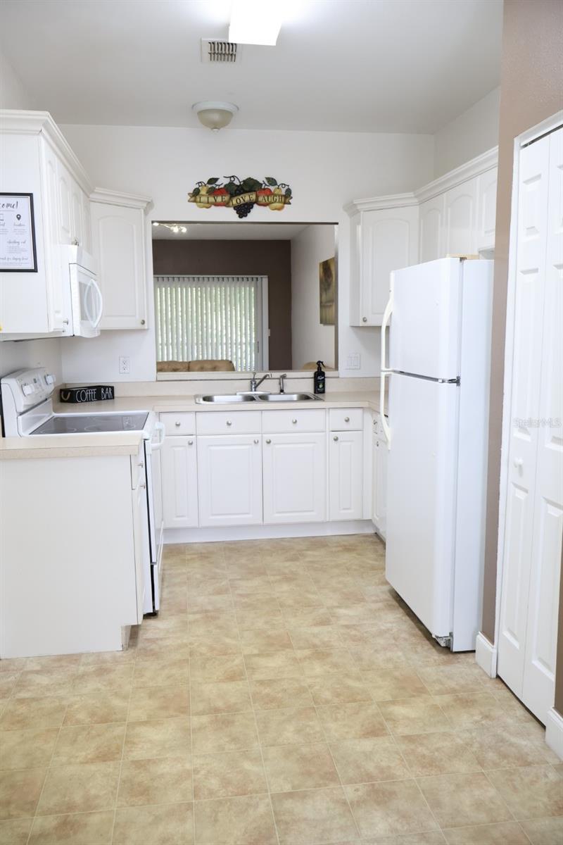 8842 Coral Palms Unit B, Kissimmee, FL 34747