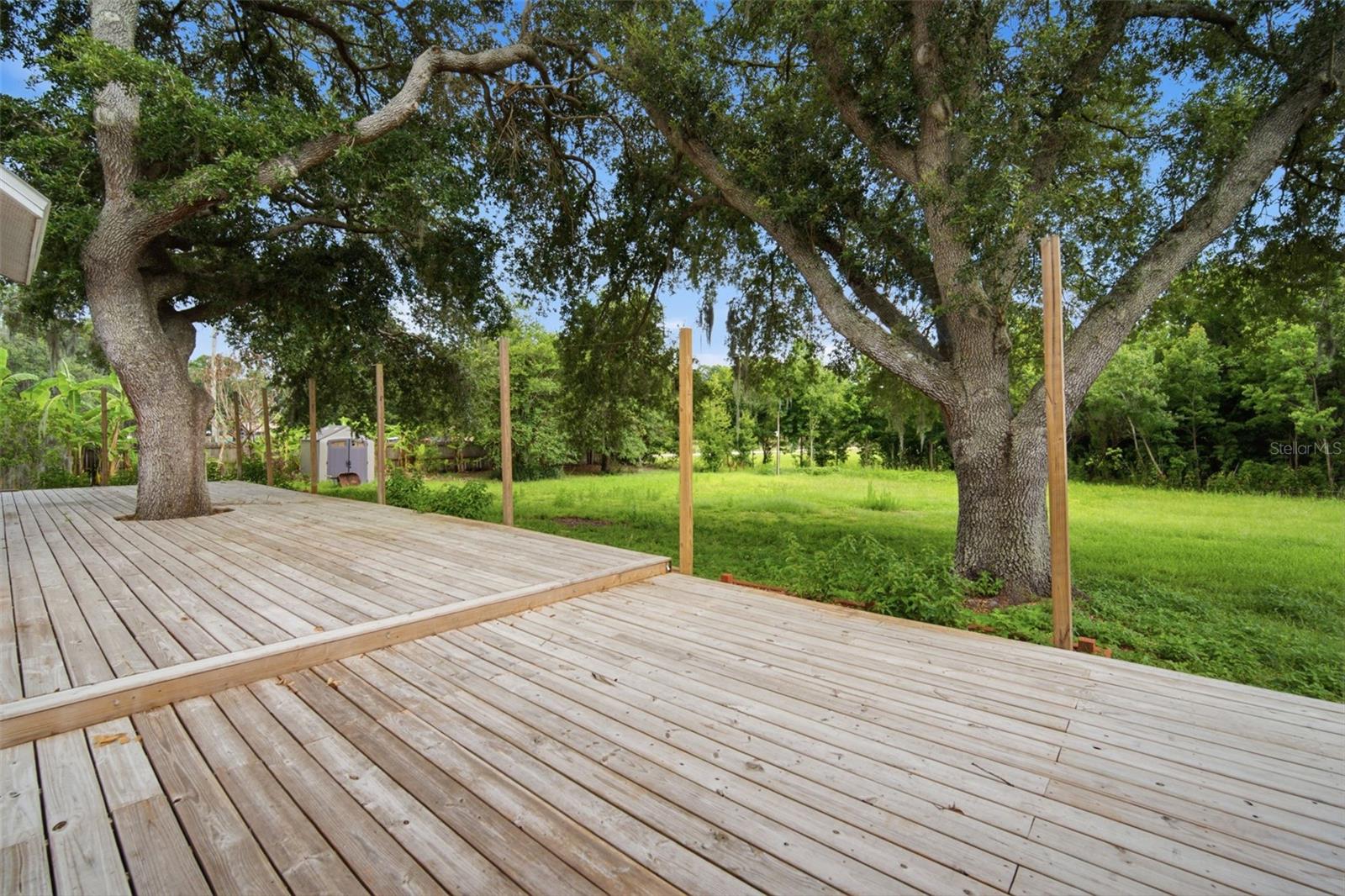 6611 Knights Griffin, Plant City, FL 33565