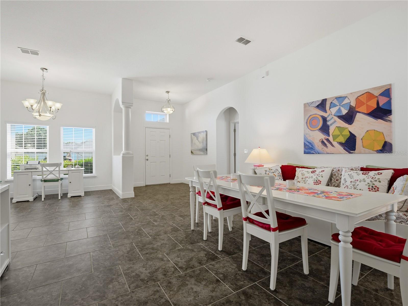 695 Grape Ivy, New Smyrna Beach, FL 32168
