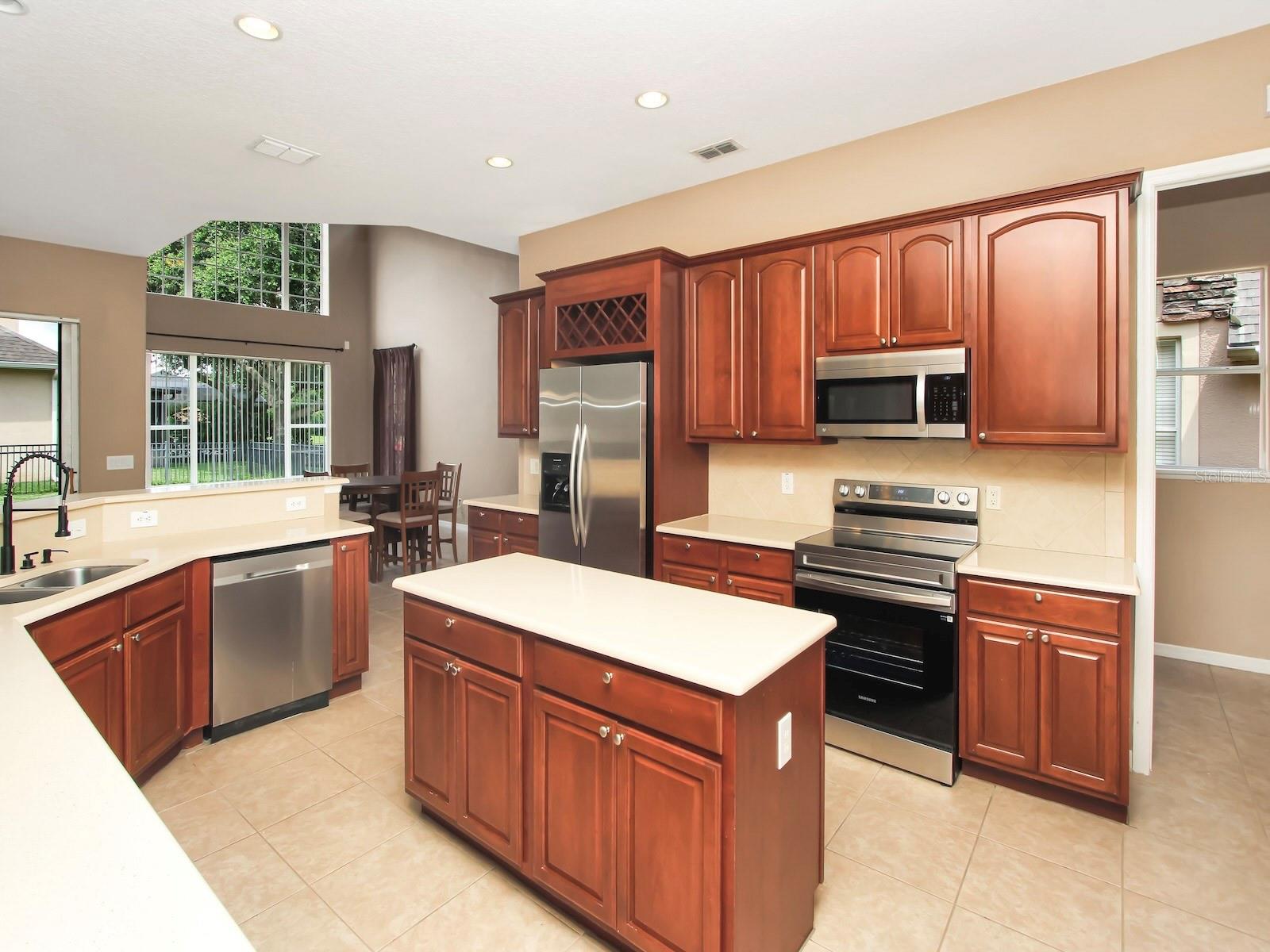 930 Spring Oak, Orlando, FL 32828