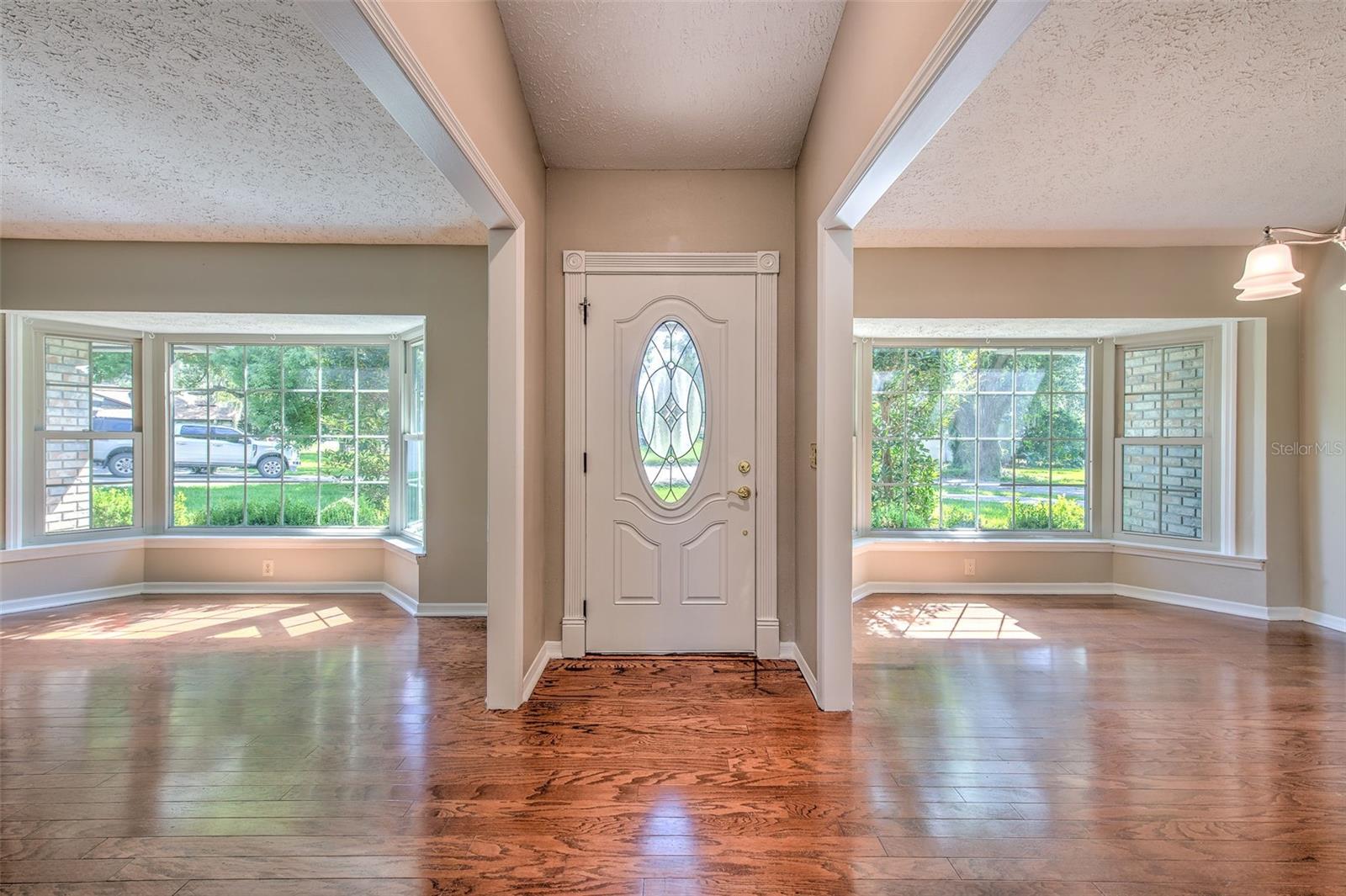 2102 Whitlock, Dover, FL 33527