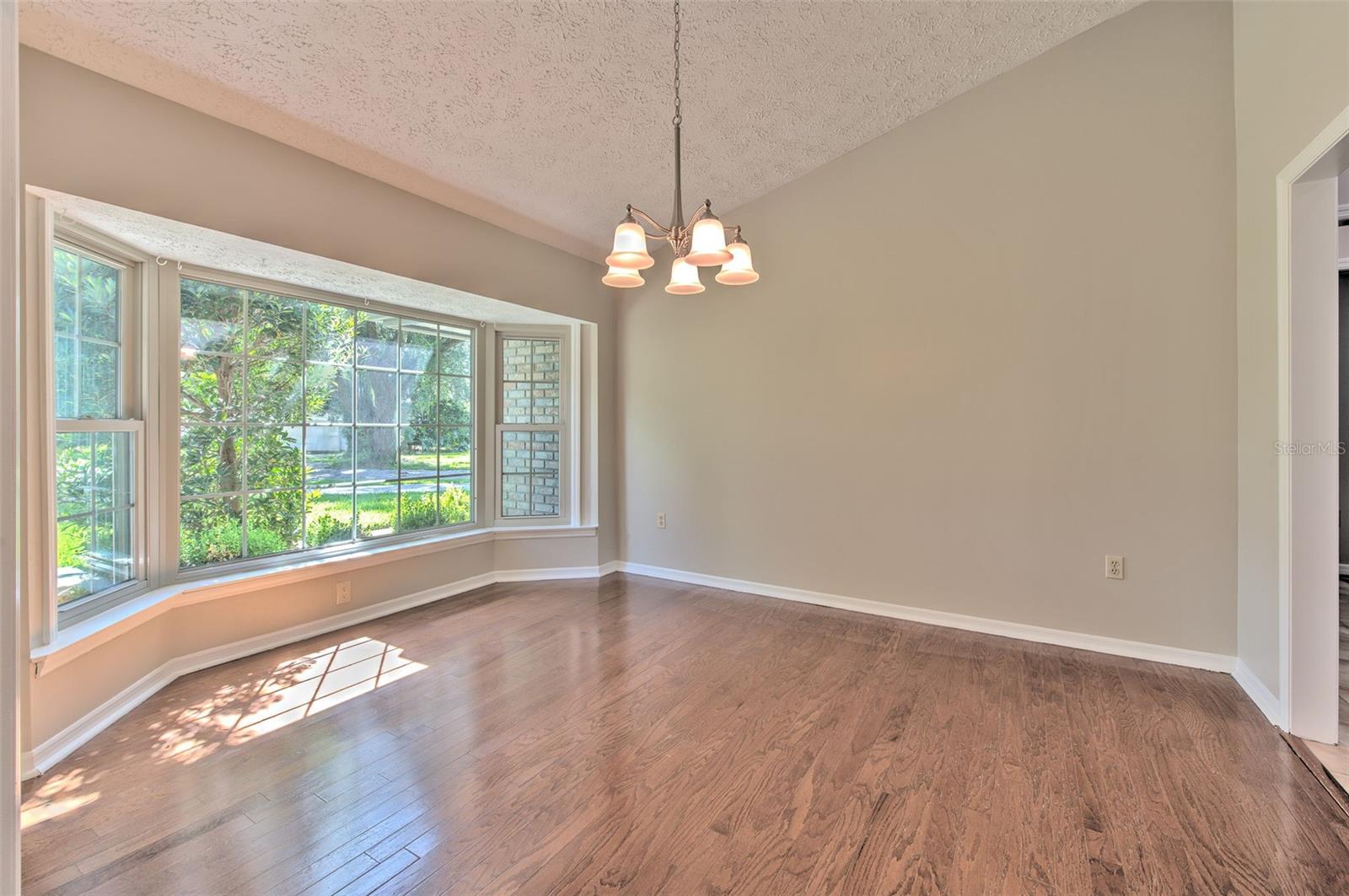 2102 Whitlock, Dover, FL 33527