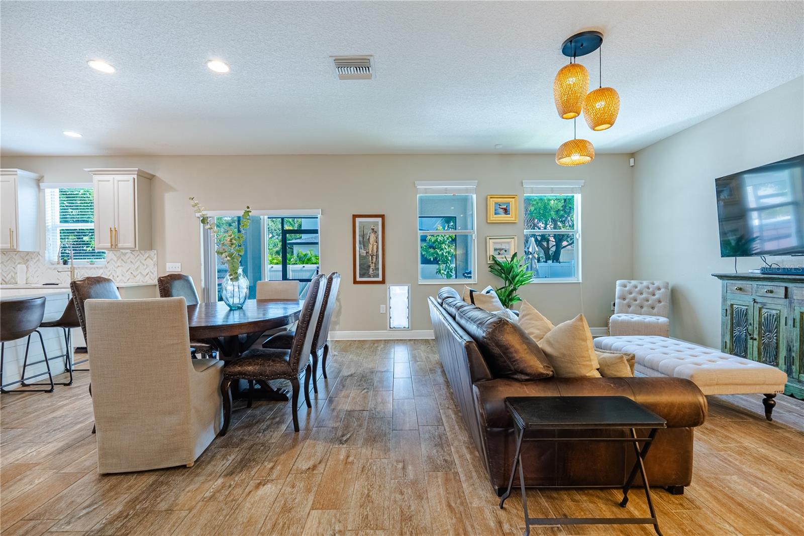 1908 Nassau, Tampa, FL 33607