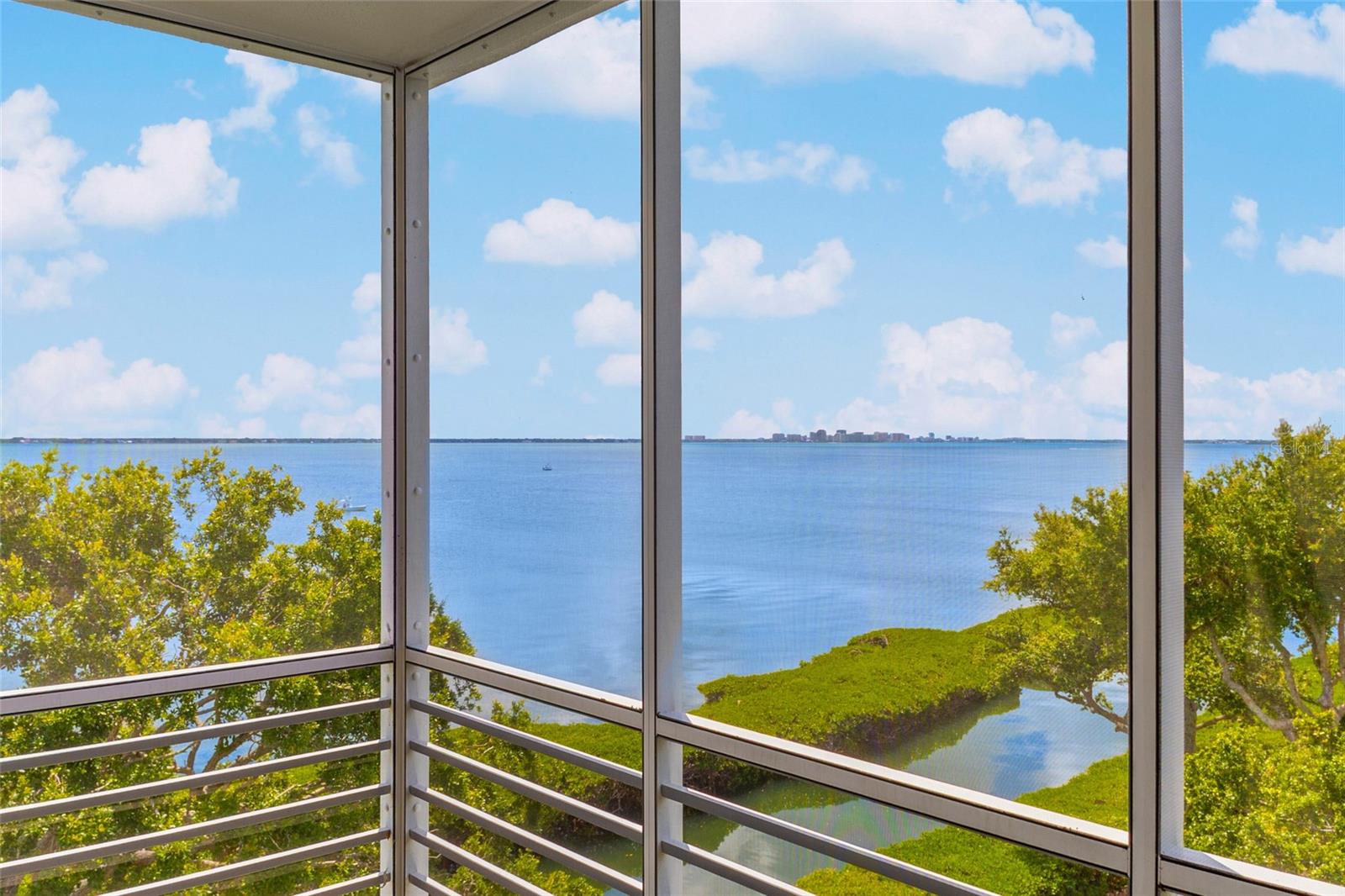 2450 Harbourside Unit 244, Longboat Key, FL 34228