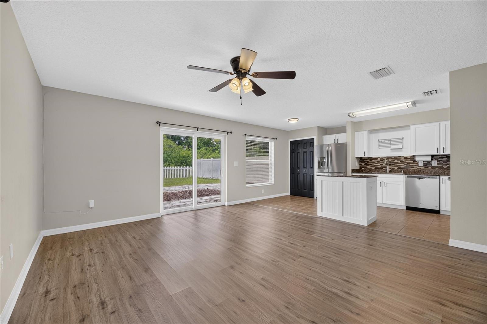 7842 Carriage Pointe, Gibsonton, FL 33534