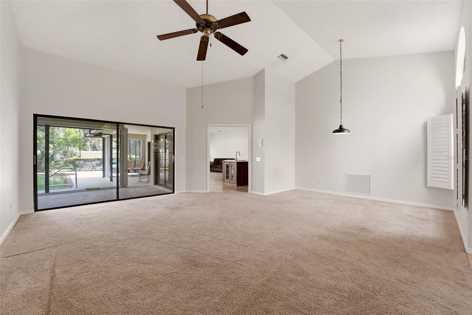 215 Carriage House Unit 215, Nokomis, FL 34275