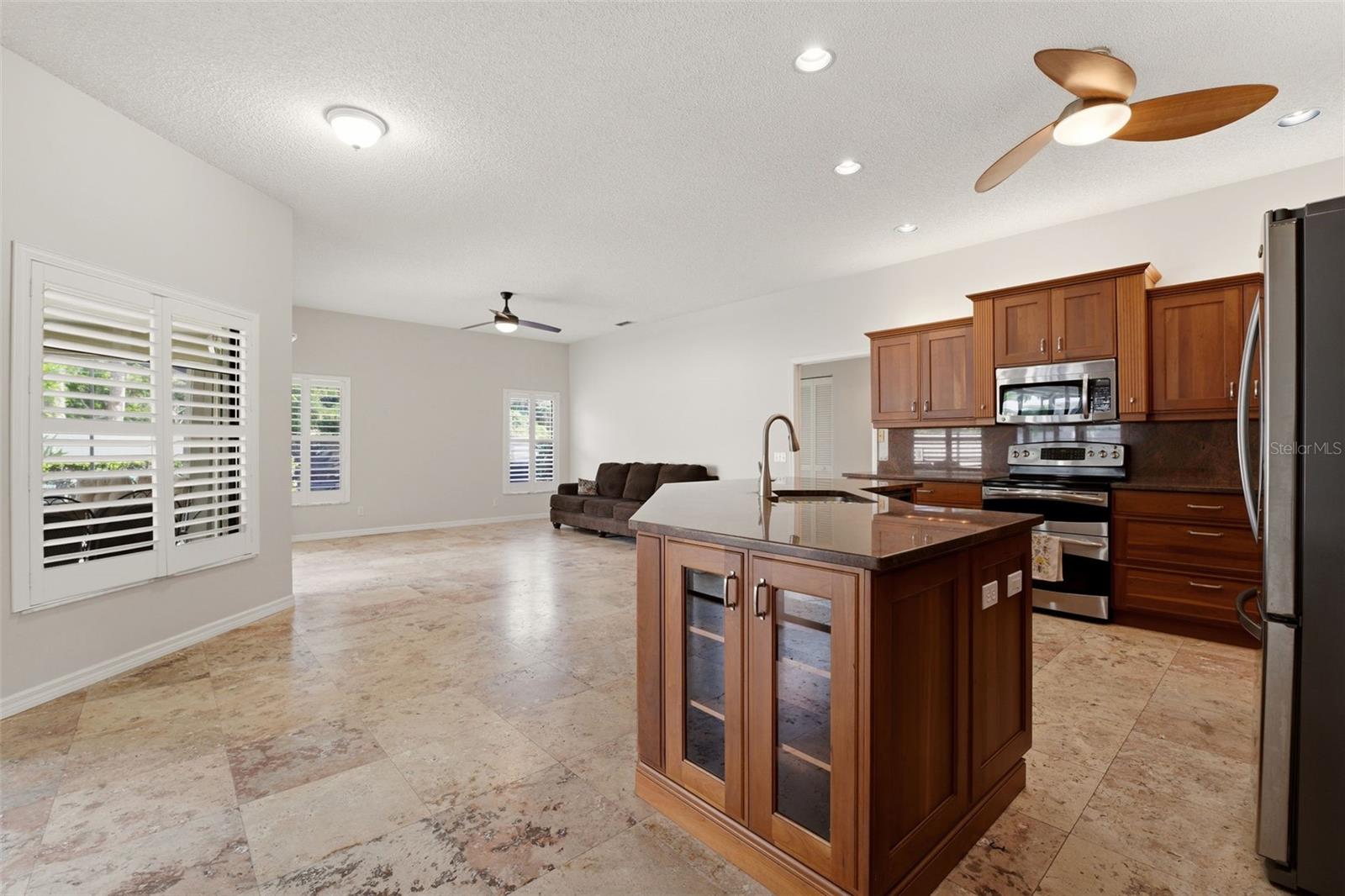 215 Carriage House Unit 215, Nokomis, FL 34275