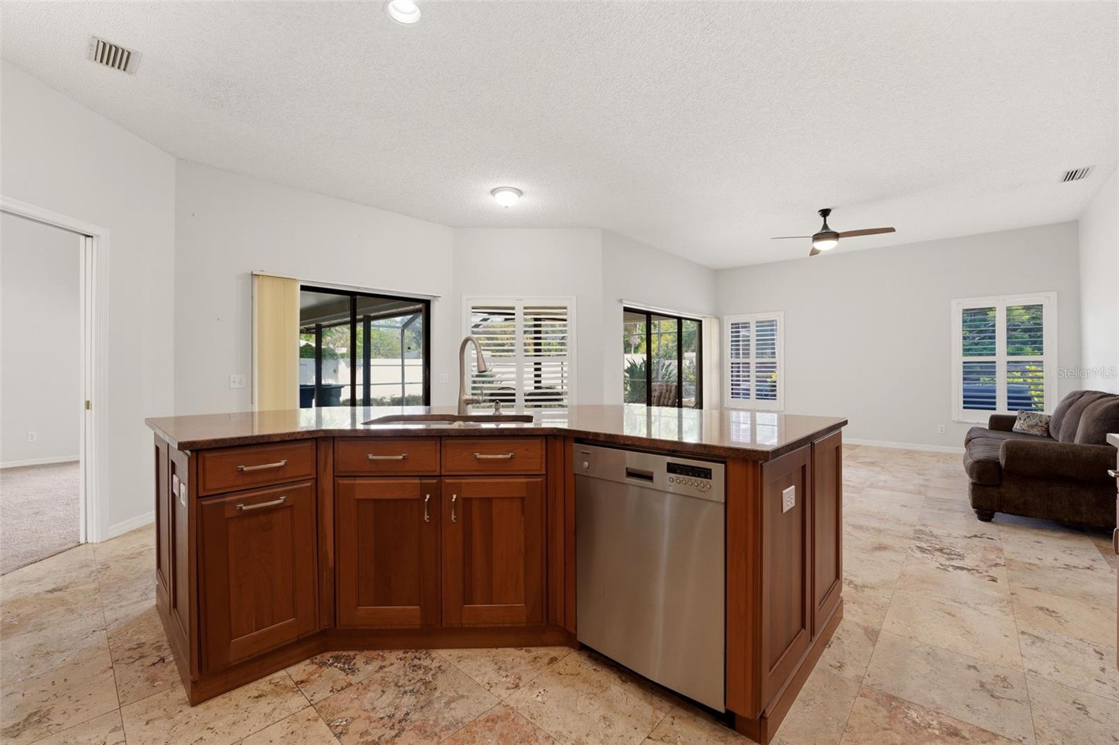 215 Carriage House Unit 215, Nokomis, FL 34275