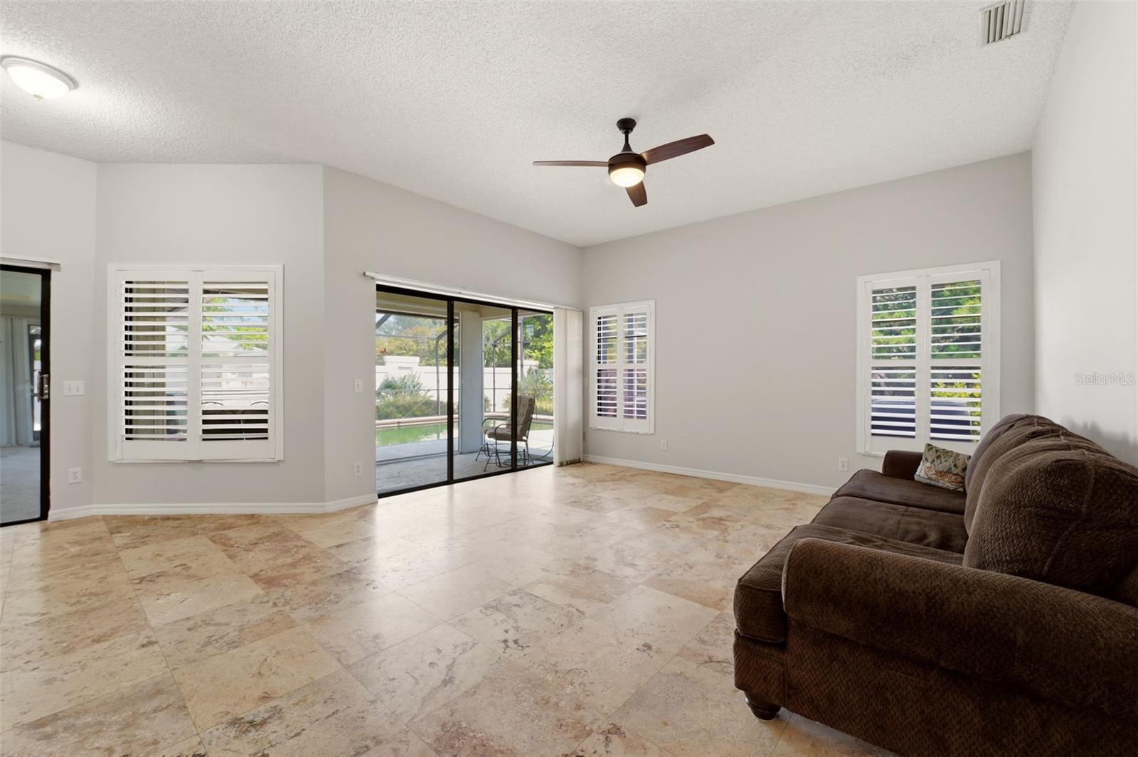 215 Carriage House Unit 215, Nokomis, FL 34275
