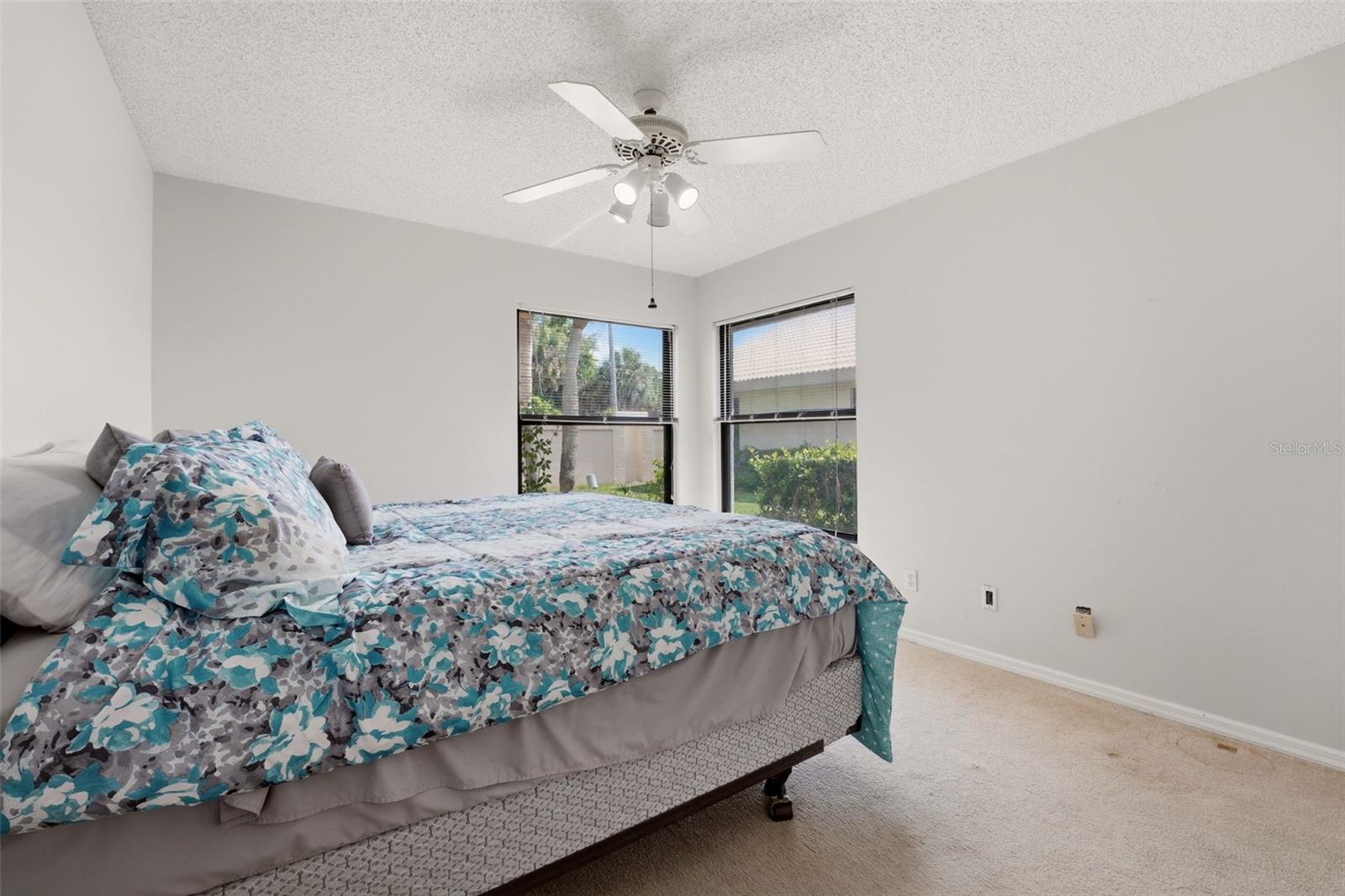 215 Carriage House Unit 215, Nokomis, FL 34275