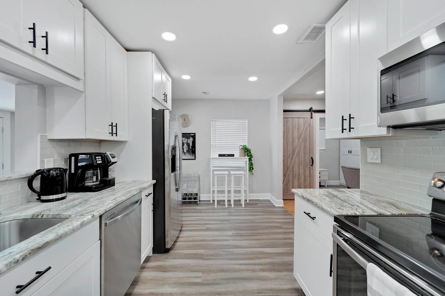 2219 16th, St Petersburg, FL 33704