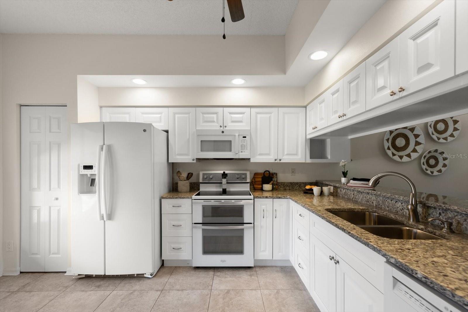 6330 99th Unit 14d, Seminole, FL 33708