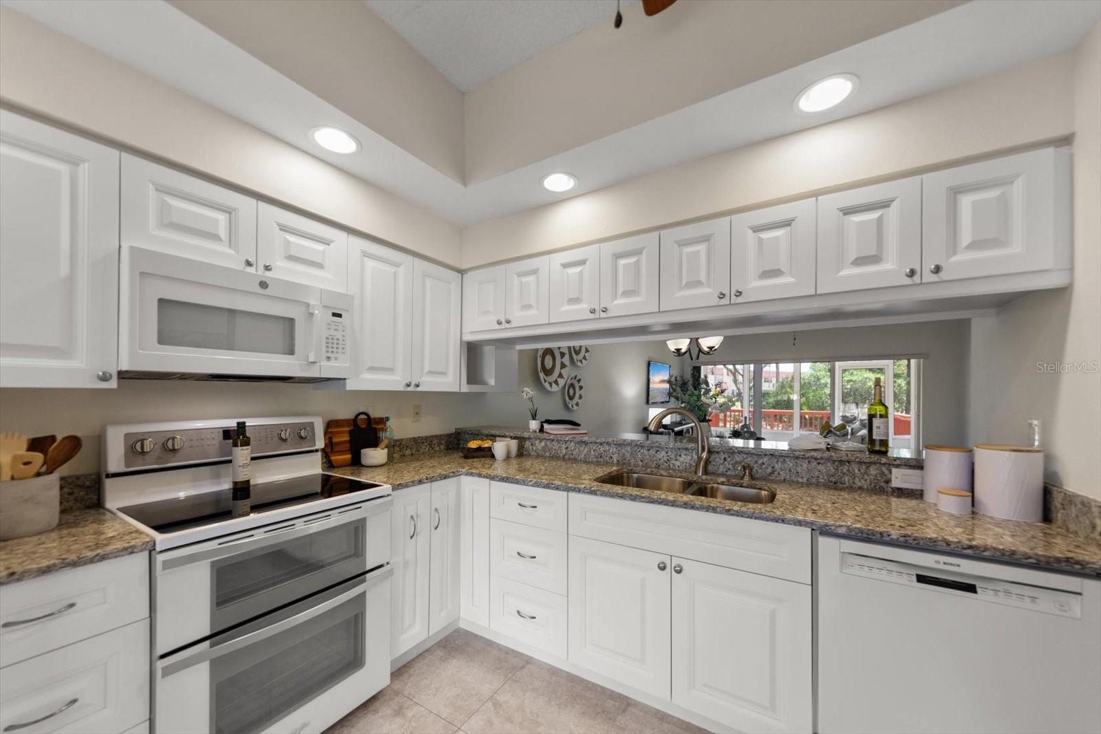 6330 99th Unit 14d, Seminole, FL 33708