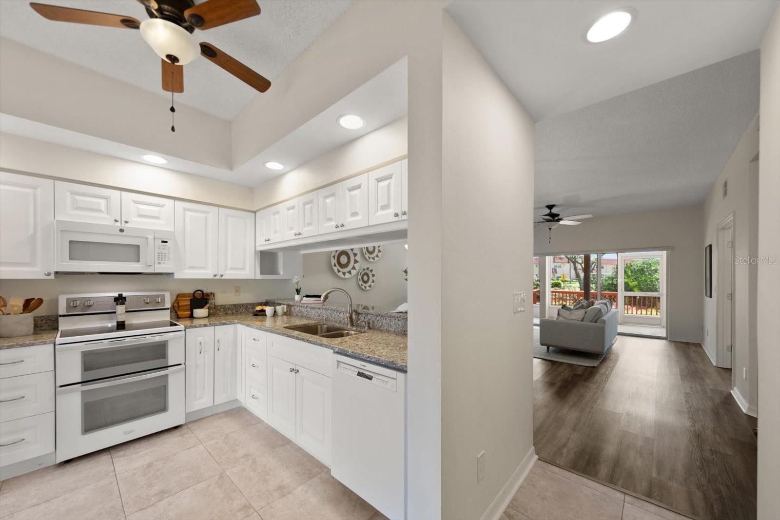 6330 99th Unit 14d, Seminole, FL 33708