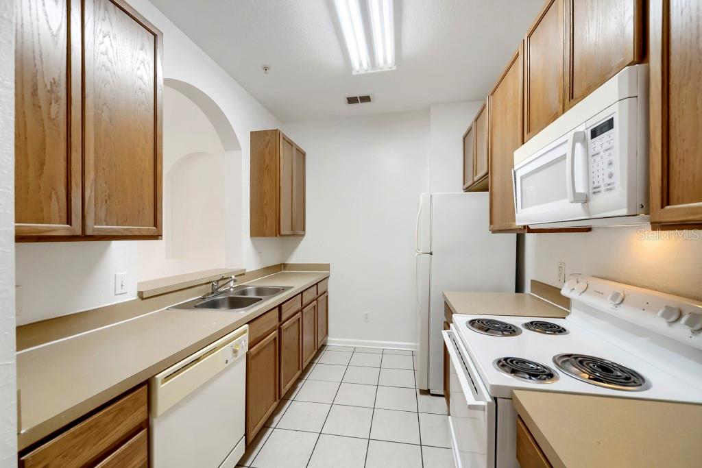 6466 Cava Alta Unit 208, Orlando, FL 32835